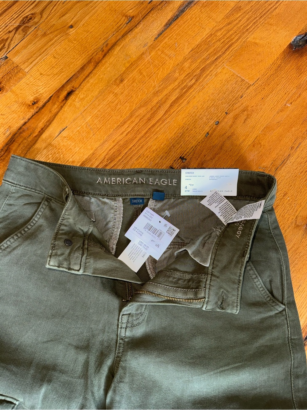American Eagle High-Rise Cargo Women’s Jeans Olive Green - Picture 3 of 3